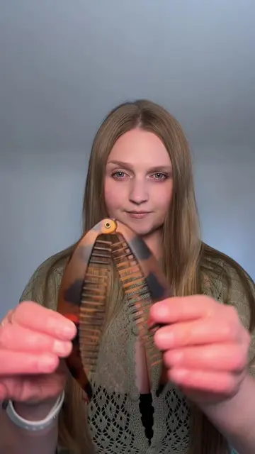 Banana clap 🍌 easy hairstyle for straight and curly hairs 😍🤫 #hair #easyhairs