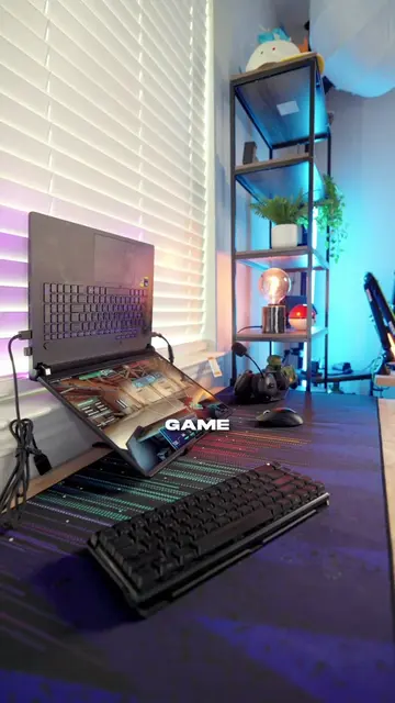Gaming on laptop can be tough BUT this is one way to save space 🤷🏻‍♂️ DO NOT D