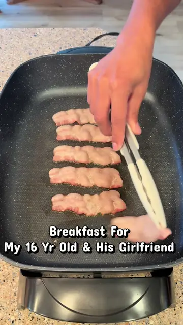 Isn’t  she the sweetest? #fyp #cooking #bacon #egg #breakfast 