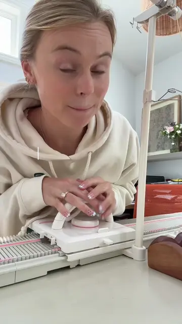 Can I make a super simple poncho on my lk150??????  #machineknitting #lk150 #kni
