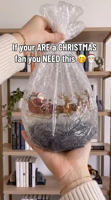 Santa’s sleigh… actually floating. 🎅✨ No strings — just magnetic levitation and