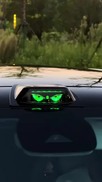 Solar powered warning lights#car #caraccessories #carlover #cargadget #halloween