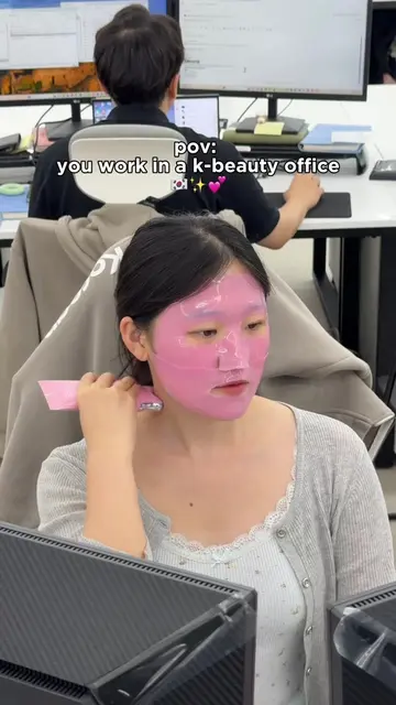 Want to work in a K-Beauty office? 👀🇰🇷💄 Here’s what a day at StyleKorean act