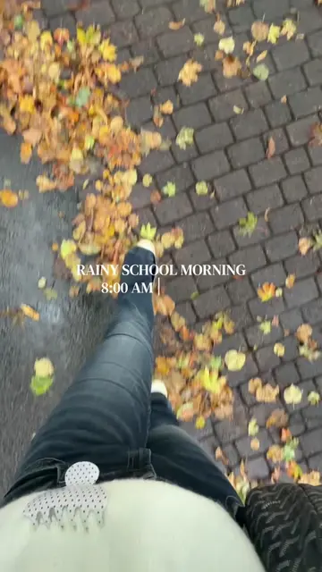 Spend a gloomy school morning with me🍂🌧️☕️ #schoolvlog #schoolmorning #morning