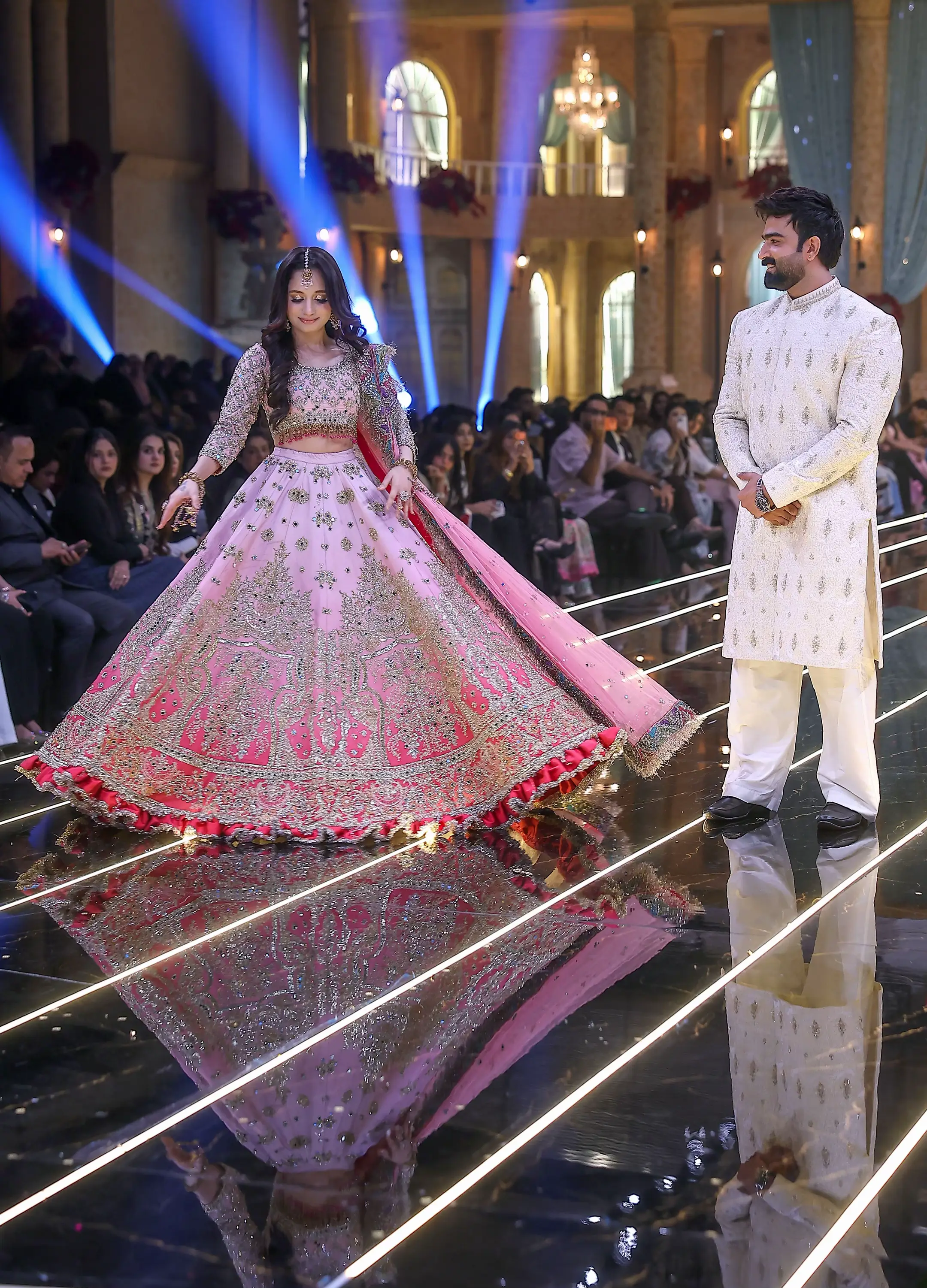 A duo that brought pure elegance to the Kashee’s runway! ✨👑 Wajid & Muqaddas sh
