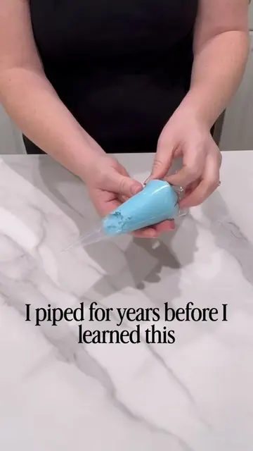 If your piping bag keeps leaking from the top, try this. This is how I tie pipin