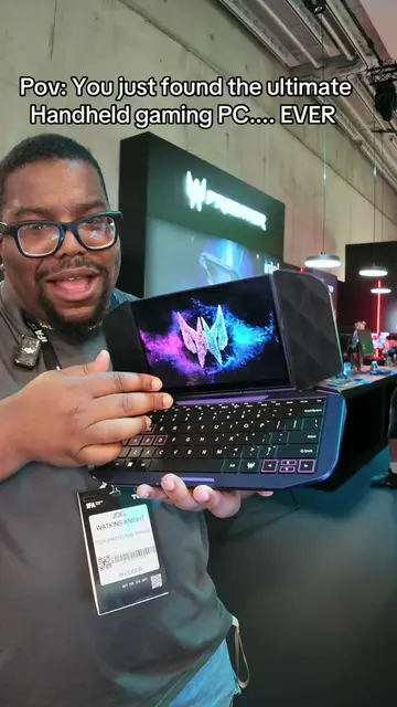 Acer Project Dual Play Mini. Collaboration | @Acer Official x @Chilli-Bob  They'