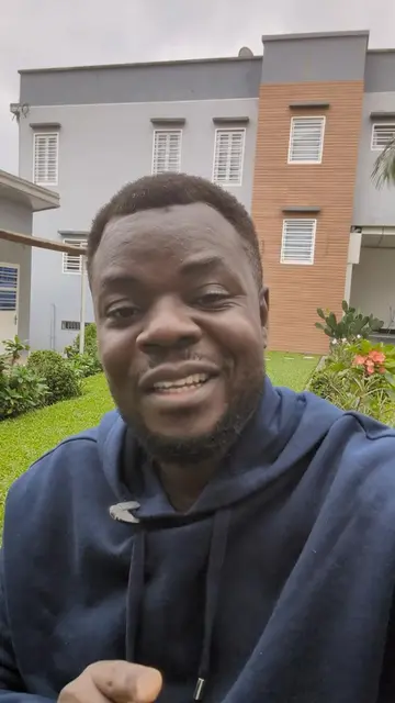 3 Chaînes Youtube qui valide mieux qu'un Master. Ils offrent aux Africains d'Afr