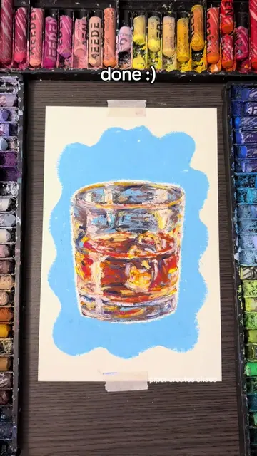 Drawing a glass of whiskey with oil pastels 🥃💫 #oilpastel #whiskey #artprocess