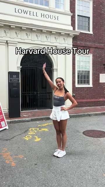 U could literally never leave ur house & be happy #harvard #housetour #dormtour 
