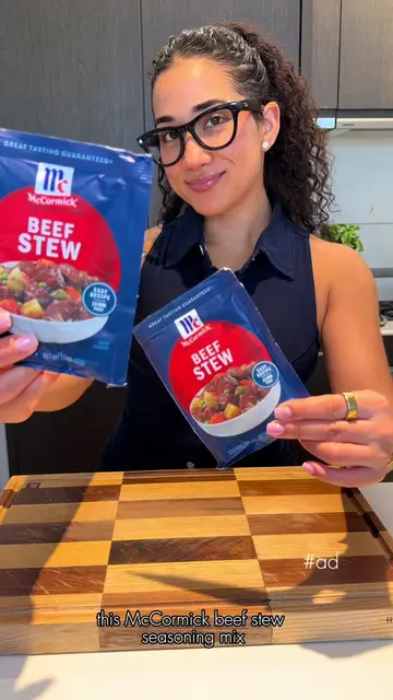 Okayyyy one-pan lasagna might officially be entering the weekly rotation 🤭🍝 #M
