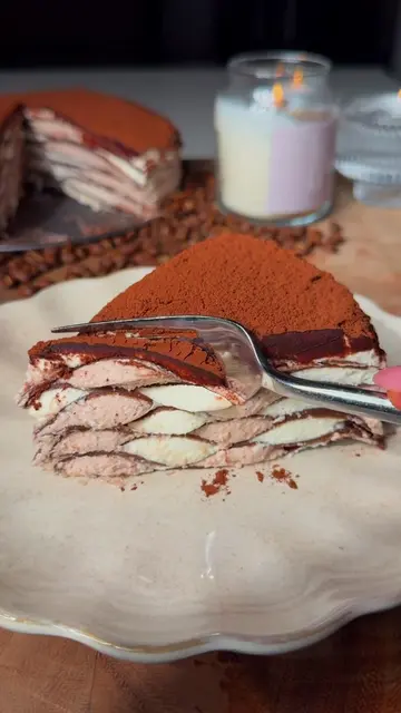 Tiramisu Crepe Cake ☕️🤎 For the crepes: * 4 eggs * 2 cups milk * 1 double shot 