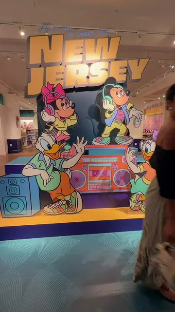 Jersey Disney girls, this one is for us! I got a sneak peek at the brand new Dis