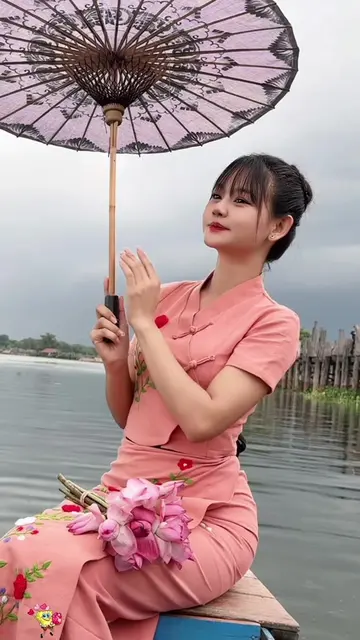 #hypic #hypiccreator #Godpic  👗✨ ရိုးရိုးဓာတ်ပုံတစ်ပုံတည်းနဲ့ လှပတဲ့အဝတ်အစားစတိ