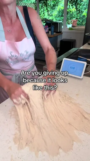 Making Sourdough is NOT as hard as everyone is making it out to be! A 10 minute 