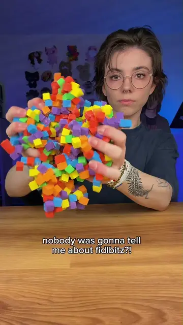 they’re sticky but…. not sticky 🙀 #asmr #fidgettoys #satisfying #musthave #sens
