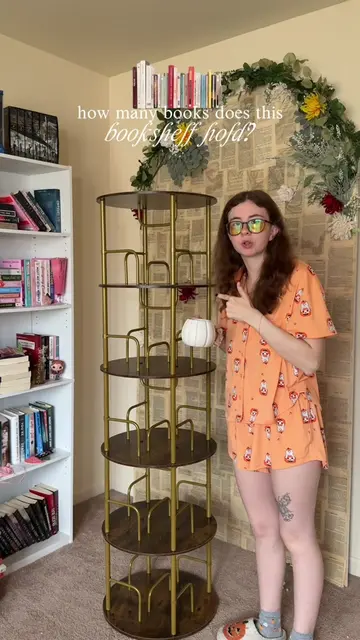 Replying to @Lane Elizabeth how many books does this shelf fit? #BookTok #booksh