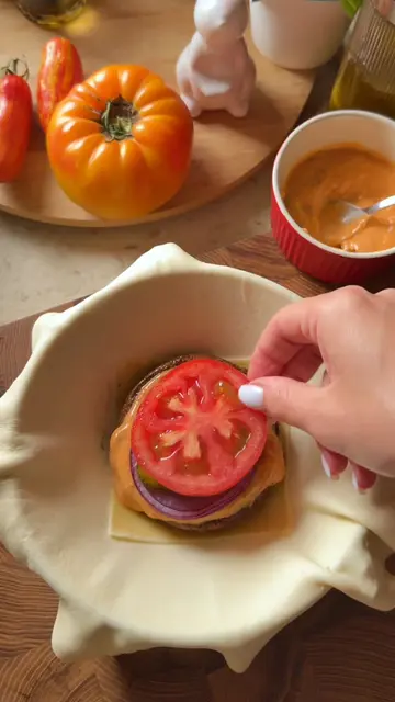 CLOSED BURGER 🍔 What if you took everything you love about a cheeseburger… and 