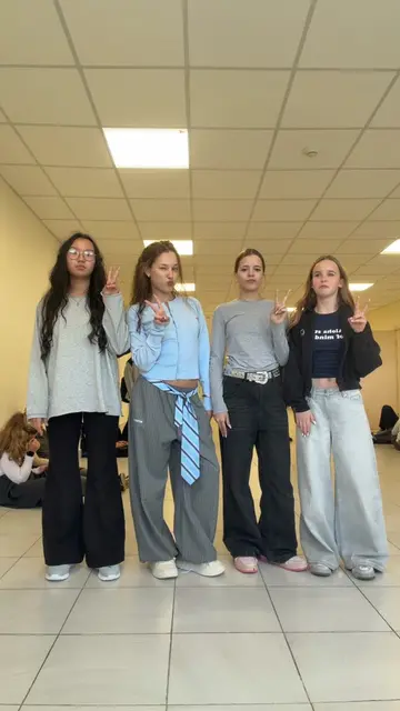 Легендарный тренды в школе возвращаются🫶@strawberry @pola chudes @mel.ik58 #шко