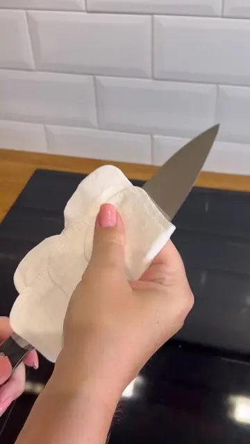 Safety Hack I wish I knew sooner!  #safetyessentials #safehome #safetytip #safeh