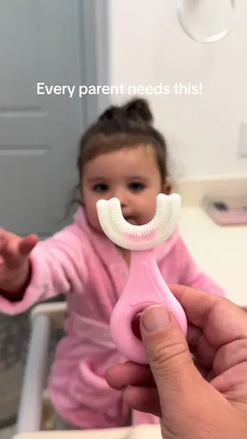 For tiny teeth & big smiles! 🦷✨ My best and most useful find for toddlers! 🦷✨ 