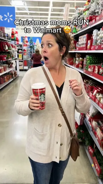 Tag a Christmas mom #christmas #christmasmom #christmasaholic 