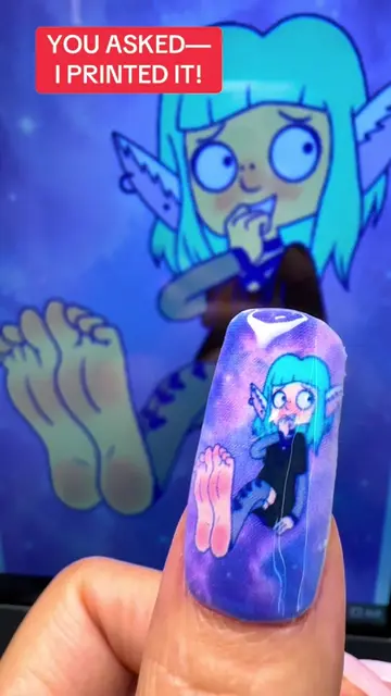 You voted, so I printed it! 💜💙 Would you wear this nail?                      