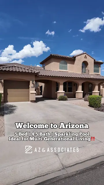 Located in the desirable Palm Valley Community in Goodyear, Arizona. This Beauti