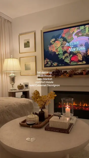 Perfect cozy night 🤎 #cozyhome #stayinghome #fallaesthetic #falldecor #autumnin