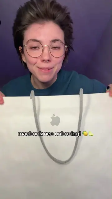 macbook neo unboxing (citrus ofc)! 🍋‍🟩🍋 what do you guys wanna see #macbook #