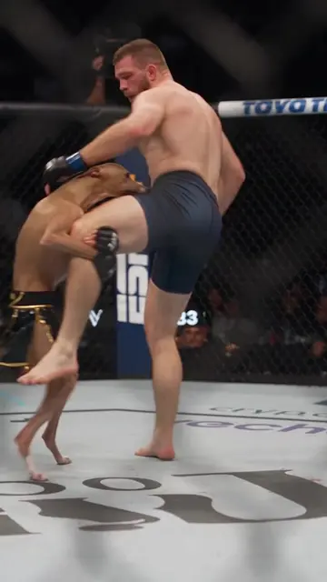 Casper saw an opportunity and took it 🧠🫵🏼🥊 #mma #UFC #martialarts #dogs #ita