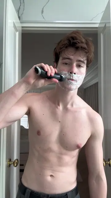 3 nights in the hospital… yeah I needed the whole grooming routine 😂