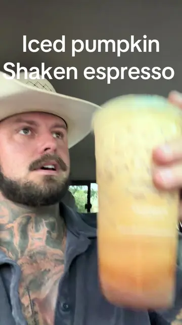 Excuse me!? #starbucks #coffee #coffeetiktok 