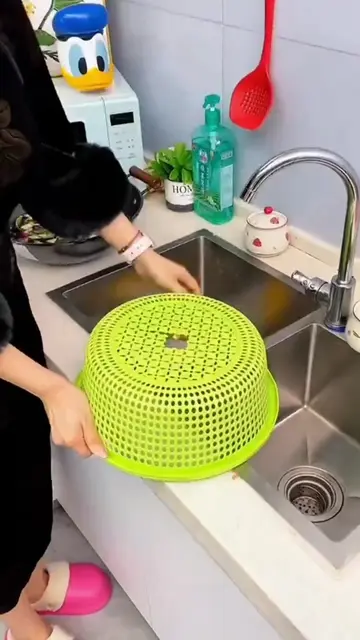 You need these in your kitchen!  keep your sink area near and clean. #KitchenGad