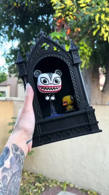 always looking for new TOY STORAGE & DISPLAYS for FUNKOS and more ✨🖤 found @tar