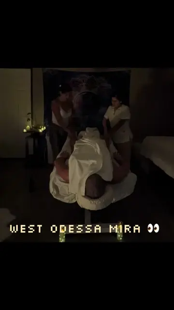 ✨ NOW OFFERING FOUR-HANDED MASSAGE ✨ Experience massage on a whole new level. 🤎
