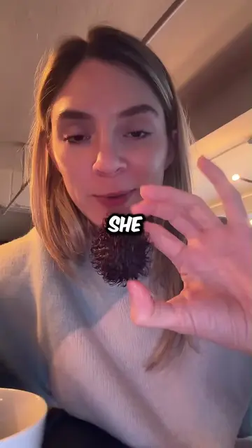 Spiky Fruit 🍑 @denisecandisco