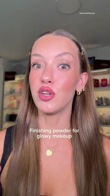 If you like glowy makeup you NEED to try this @COVERGIRL finishing powder #Cover