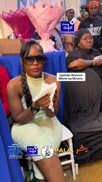 Ugandan Beyoncé Winnie wa mummy @Mummy Gadgets 🎧 @CROWN JAPAN KATWE @HALA BAG S
