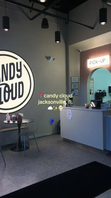 so GOOD! @Candy Cloud 🤍 #candycloud #jaxfl #coffeetok ☁️✨🍨