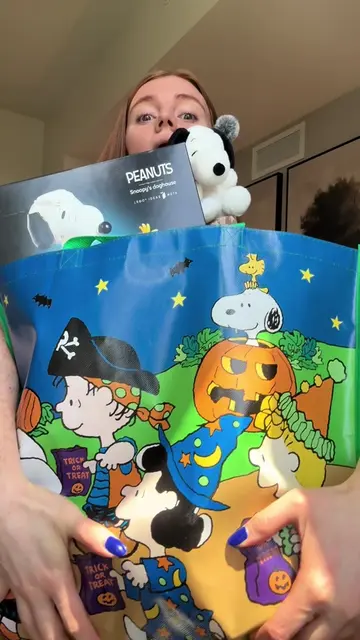 Probably my biggest Snoopy Haul! Which item was your favorite? 🐾 #snoopy #haul 