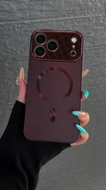 One red case and suddenly my phone looks expensive. #sohochic  #TikTokshopbackto
