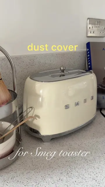 Dust cover for Smeg toaster is the smartest find for the kitchen! So beautiful �
