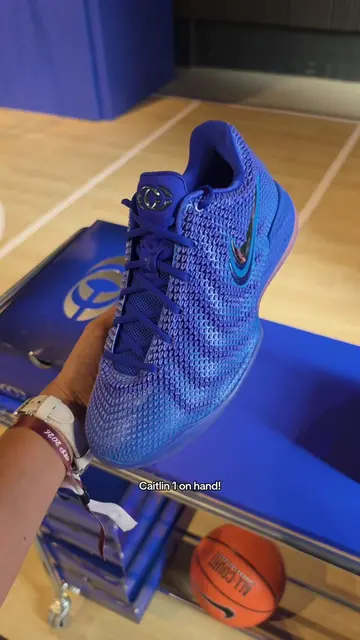First look CAITLIN 1 💙 📍 Berlín - @Nike  #caitlinclark #caitlin1 #nikebasketba