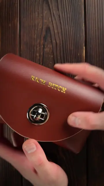 Tiny brown bag, big main-character energy 🤎✨ Watch me turn genuine leather into