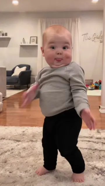 Scooo dooo pa pa 👏🏾👏🏾👏🏾#capcut #capcutpioneer #pioneertemplate #babydance 