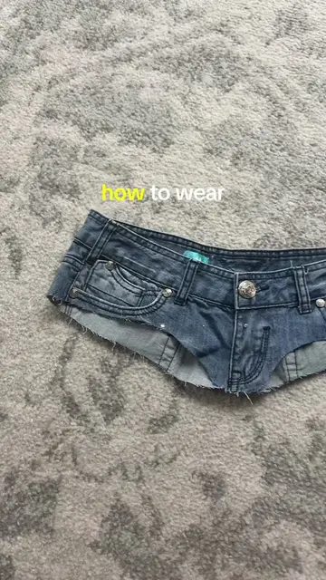 how to wear mini shorts WITHOUT getting in trouble! #minishorts #fashion #OOTD