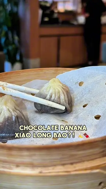 Yum Long has SIX dessert dumpling flavors, and I had to show you the chocolate b