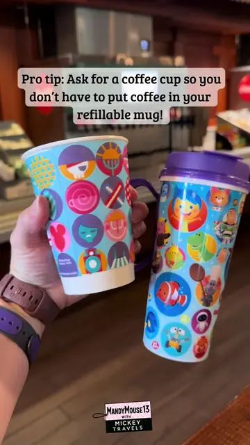 ☕️✨ DISNEY COFFEE HACK YOU NEED TO KNOW! Did you know you can ask for a disposab
