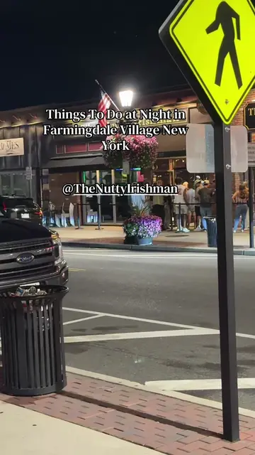 The Line Was Around The Building .. Clearly the Saturday Night Vibe in Farmingda